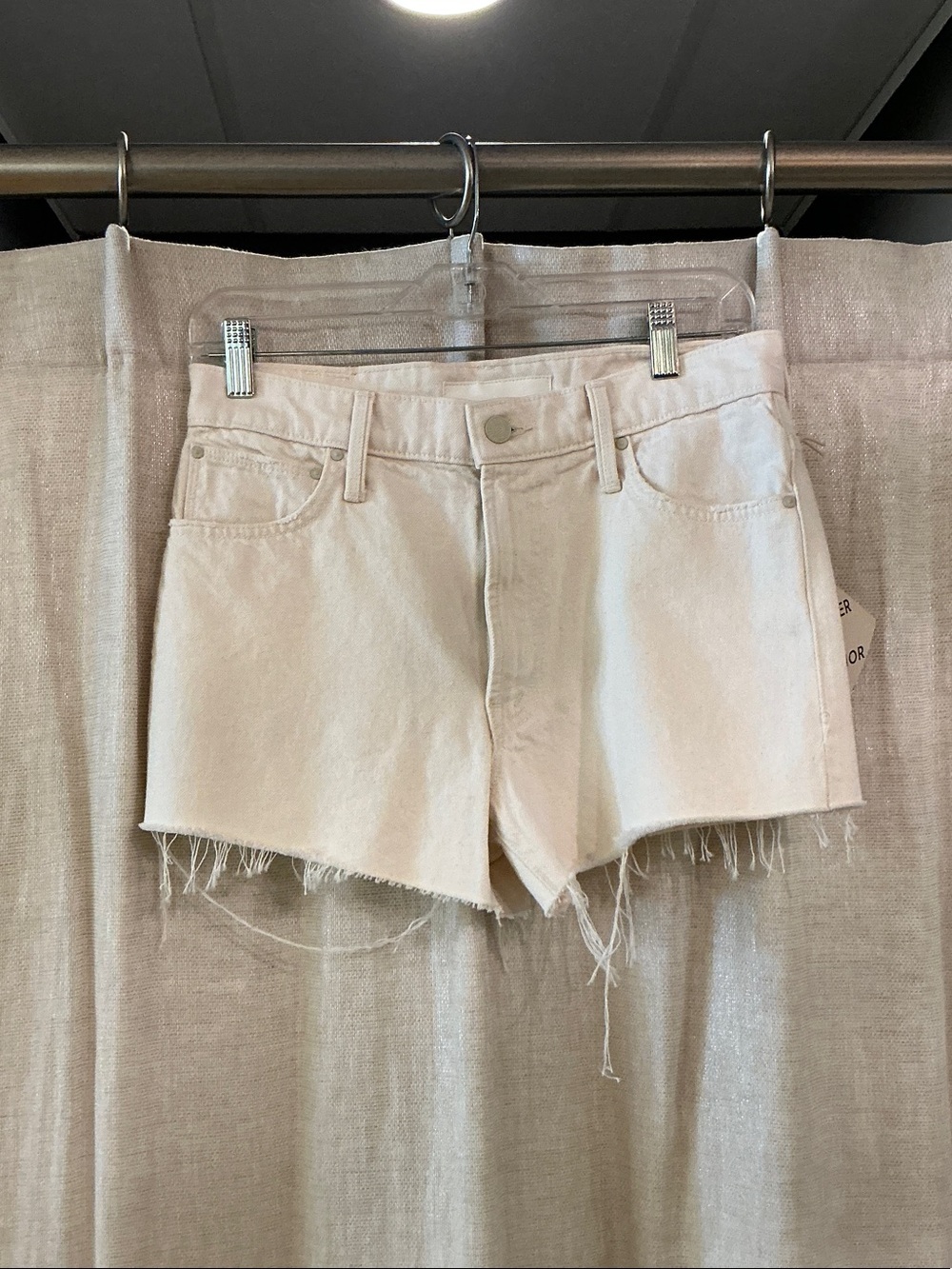 MOTHER Women's Raw-Hem Denim Shorts in Light Cream